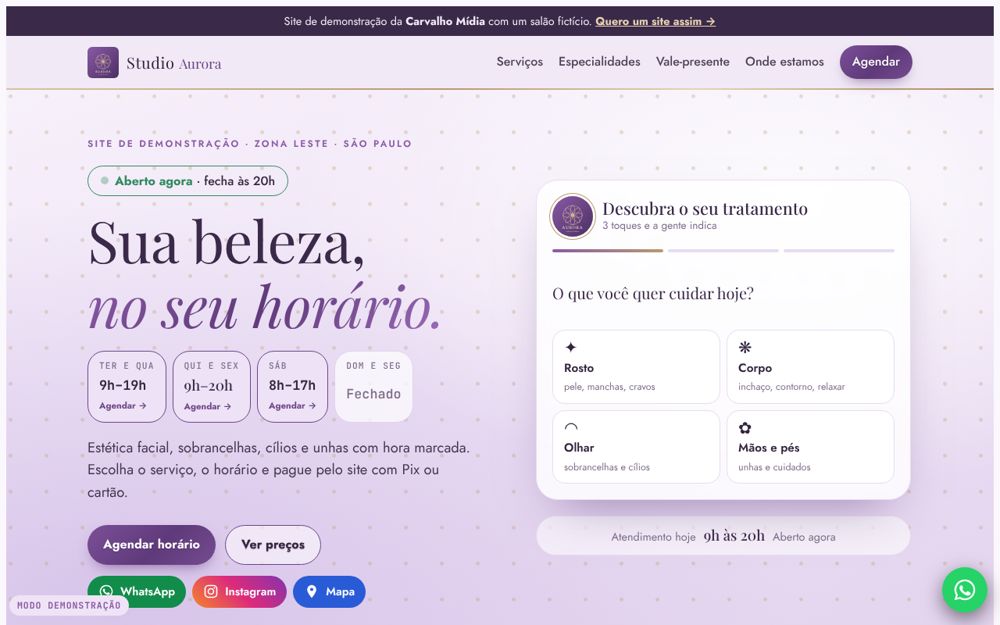 Topo do site de exemplo do Studio Aurora, com o título Sua beleza, no seu horário.